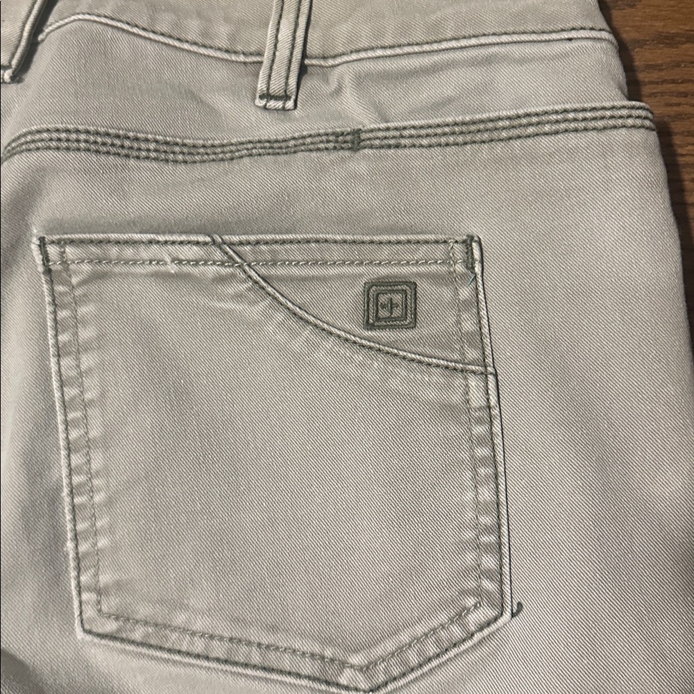 5.11 Tactical Defender Flex Slim Jeans 8 Reg - Picture 4 of 4